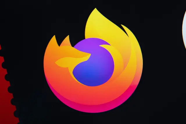Firefox mit weniger Datenspuren und mehr Kontrolle. Mozilla verspricht verbesserten Tracking-Schutz gegen Fingerprinting – Webseiten sollen deutlich weniger über Gerät und Browser auslesen können. | Foto: dpa