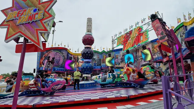 Actionreiche Fahrgeschäfte wie „Breakdance“ sorgen auf der Lautrer Maikerwe für Adrenalin und Nervenkitzel | Foto: Ralf Vester
