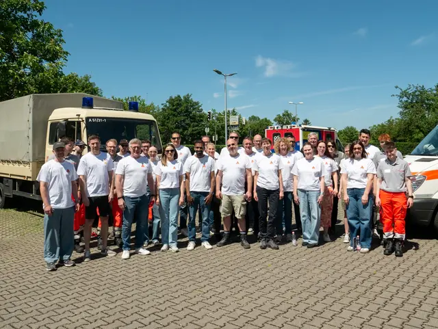 24 Sika-Mitarbeitende unterstützten beim 3. Freiwilligentag bei den Johannitern in Mannheim. | Foto: Johanniter
