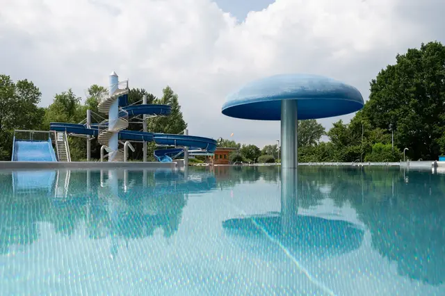 Was die Schwimmmeister nach tödlichen Unglücken vom Wochenende sagen (Symbolbild) | Foto: Sebastian Gollnow/dpa