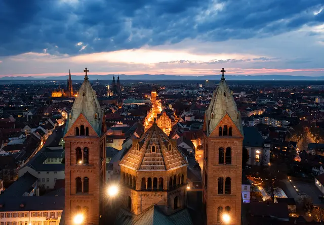 Ausblick auf das nächtliche Speyer | Foto: Domkapitel Speyer/Klaus Landry