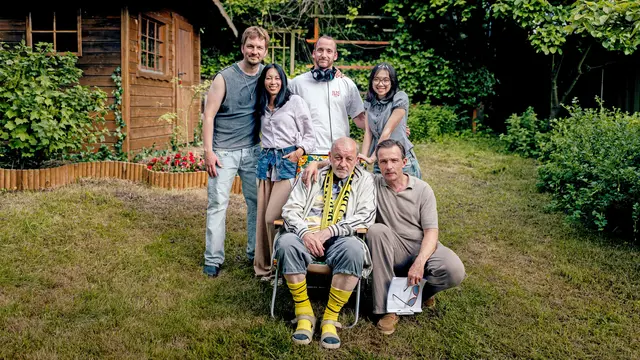 Onkel Ruben und das Loch im Garten: Die neue ARD und WDR Familienserie wird aktuell im Ruhrgebiet gedreht und soll Ende des Jahres in der ARD Mediathek laufen. | Foto: WDR Westdeutscher Rundfunk
