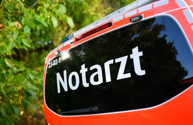 Ein 26 Jahre alter Mann ist in der Saar bei Mettlach ertrunken. (Symbolbild) | Foto: Julian Stratenschulte/dpa