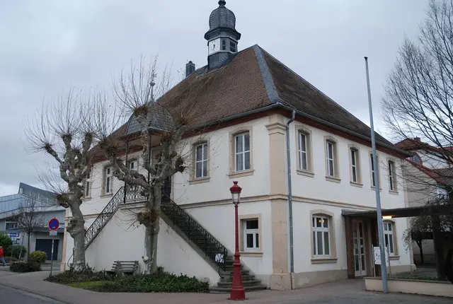  Das ehemalige Haßlocher Rathaus ist seit 1987 Sitz der Musikschule Haßloch. | Foto: Markus Pacher