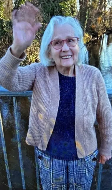 Die Polizei sucht eine 91‑jährige Frau aus einem Pflegeheim in Böhl-Iggelheim. Die Seniorin gilt seit Freitagnachmittag als vermisst, Hinweise nimmt die Polizei entgegen. | Foto: Polizeidirektion Ludwigshafen