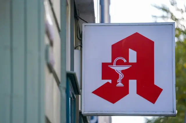 Für die meisten Rheinland-Pfälzer ist der Weg zur nächsten Apotheke nicht allzu weit. (Archivbild) | Foto: Marcus Brandt/dpa