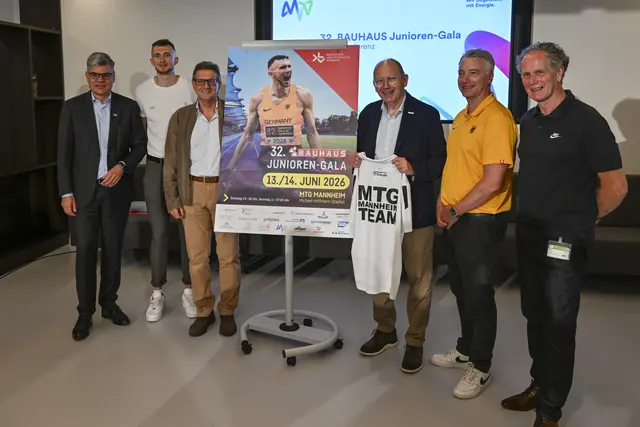 von links: Dr. Gabriël Clemens, Simon Batz, Rüdiger Harksen, Christian Specht, Björn Weisheit und Dietmar Chounard.
 | Foto: Michael Ruffler