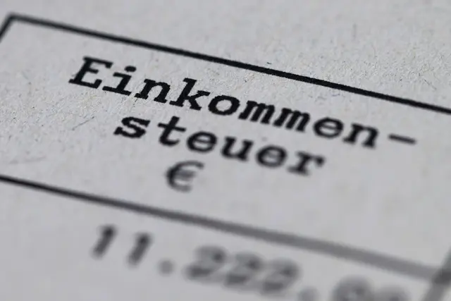 Die Finanzämter in Rheinland-Pfalz brauchen etwas länger für einen Steuerbescheid. (Symbolbild) | Foto: Robert Michael/dpa