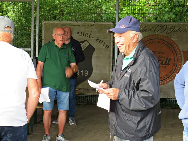 Kampfrichterbesprechung unter der Leitung von Hans Koob | Foto: Brigitte Melder