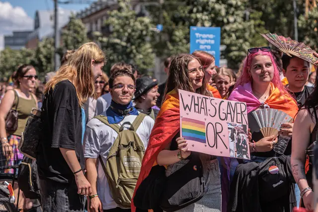 Bunt, politisch, bewegend: Der CSD in Karlsruhe | Foto: Paul Needham