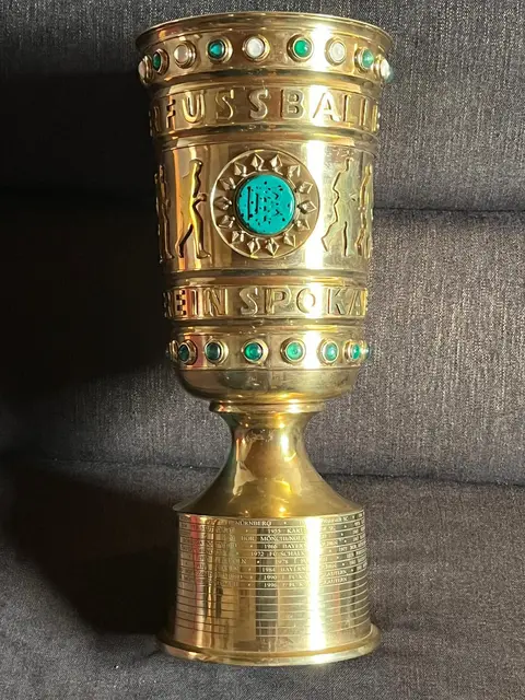 In der ersten Runde des DFB-Pokals kommt es zum Südwestderby zwischen dem SV Waldhof Mannheim und dem 1. FC Kaiserslautern  | Foto: Hagen Leopold/gratis