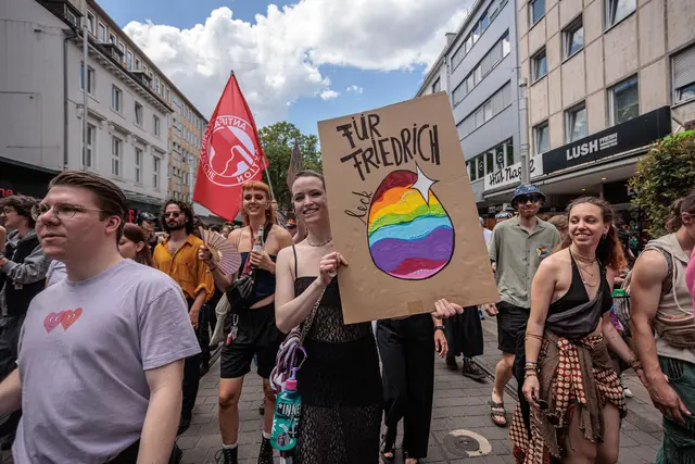 „Queer Minds Matter“: CSD setzt Zeichen in Karlsruhe | Foto: Paul Needham