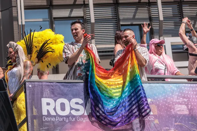 CSD Karlsruhe 2026 - stark für Toleranz und Akzeptanz | Foto: Paul Needham