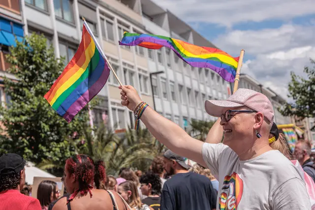 „Queer Minds Matter“: CSD setzt Zeichen in Karlsruhe | Foto: Paul Needham