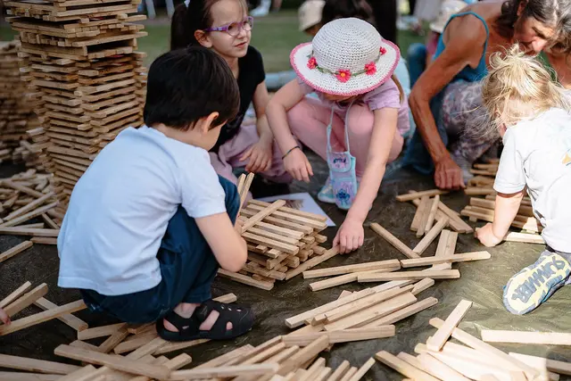 Spiel, Spaß und Mitmachangebote sorgten beim Kinderstrohhutfest für Begeisterung. | Foto: Sebastian Weindel