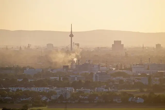 Baden-Württemberg ist gleich mit drei Negativ-Spitzenreitern vertreten – neben Mannheim noch Offenburg und Lahr.  | Foto: Uwe Anspach/dpa