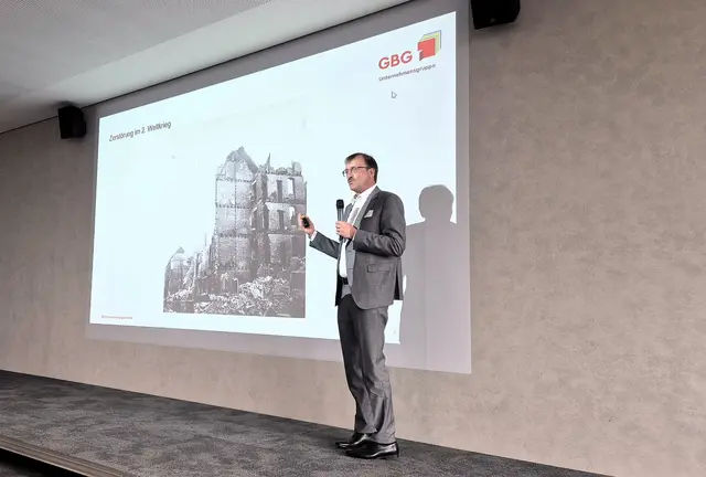 Karl-Heinz Frings beim Vortrag. | Foto: Erich Rathgeber