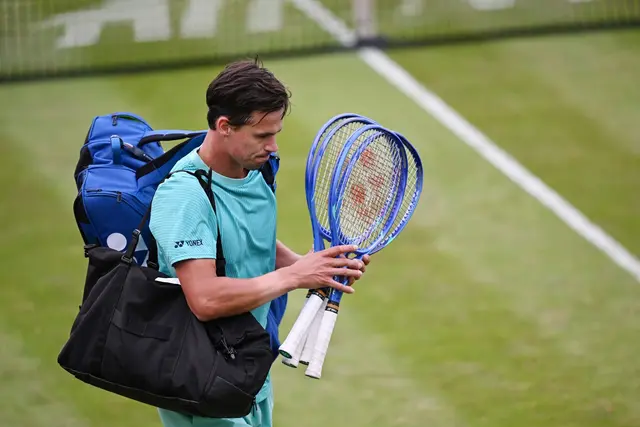 Daniel Altmaier ärgerte sich über das Verhalten von Frances Tiafoe. | Foto: Marijan Murat/dpa