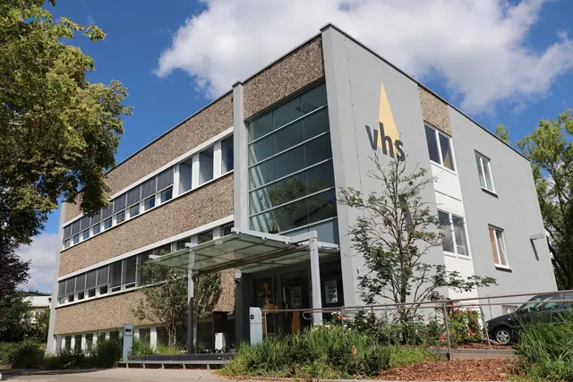 In den letzten beiden Ferienwochen können Kinder und Jugendliche in Pirmasens in kleinen Gruppen Mathe und Deutsch üben. | Foto: Stadt Pirmasens