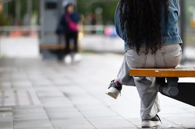 Krisen verstärken Unsicherheiten oft noch - besonders in sensiblen Übergangsphasen, in denen sich junge Erwachsene oft befinden. | Foto: dpa
