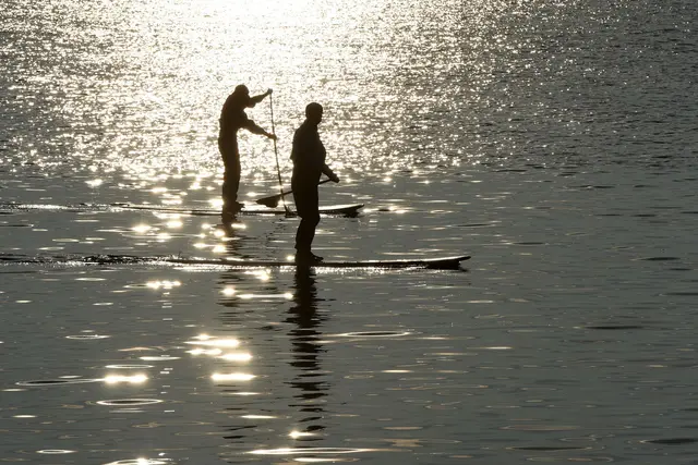 Auch Aktivitäten wie Stand-Up-Paddling beinhaltet der neue Saar Pass. (Symbolbild)  | Foto: picture alliance / dpa