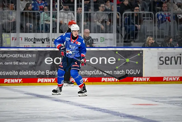 Die Adler Mannheim haben den Vertrag mit Colin Schlenker verlängert. | Foto: Adler Mannheim / Daniel Bamberger