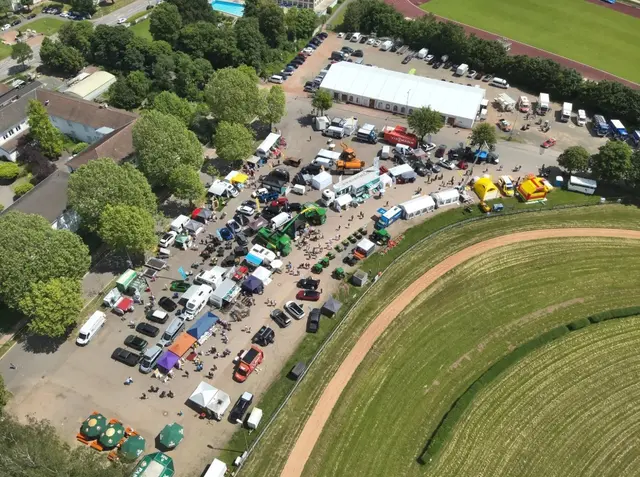 „Messe 2brücken“: Zirka 80 Aussteller aus Handel, Handwerk und Dienstleistungen werden ihr Angebot präsentieren | Foto: Messe 2brücken