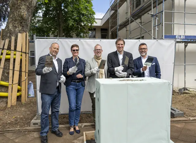 Mit der Grundsteinlegung startet der Bau einer neuen Kita auf der Rheinau in Mannheim. Die Einrichtung soll ab September bis zu 60 Kindern Platz bieten und nachhaltig betrieben werden. | Foto: commonground Real Estate