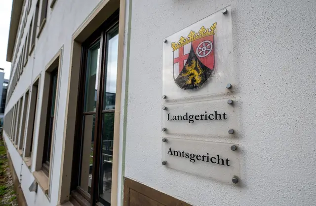 Der Prozess um ein getötetes Kleinkind endete mit dem Urteil. (Symbolbild) | Foto: Harald Tittel/dpa