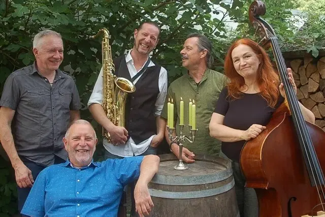 MUK-OpenAir '26 mit JAZZAFFINE - Gerhard Illig, Detlef Ludes, Jo Blümel, Jan Hendrik Bartel &amp; Maria Bier am 23.08. zum Frühschoppen im Weingut Langenwalter | Foto: MUK Weisenheim am Sand e.V.