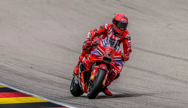 MotoGP-Weltmeister Marc Marquez ist der King vom Sachsenring | Foto: Marcel Uhlmann