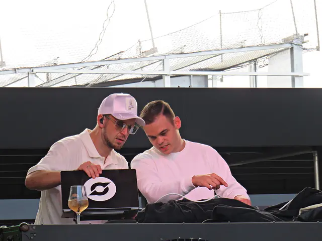 Übergabe: DJ OLDE löste DJ Nemix ab | Foto: Brigitte Melder