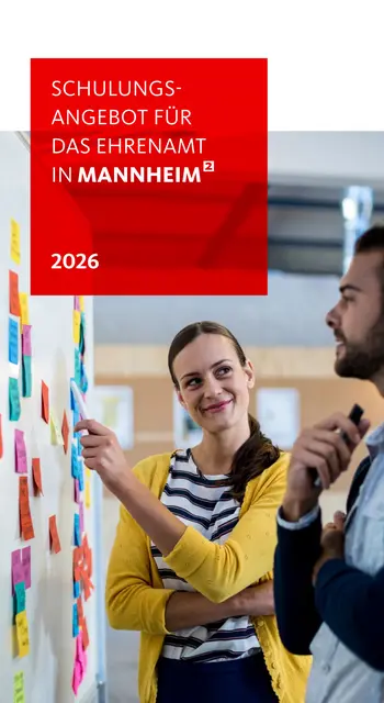 Die Stadt Mannheim bietet im zweiten Halbjahr mehrere Schulungen für Ehrenamtliche und Vereine an. Themen sind Resilienz, Pressearbeit, Datenschutz und Vereinsmanagement. | Foto: Stadt Mannheim, wavebreakmedia/Shutterstock