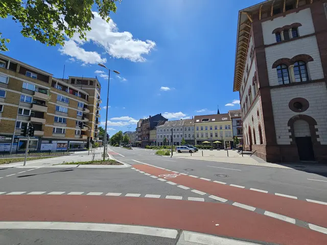 Mit der Freigabe der Spittelstraße und des Verkehrsknotens östlich der Fruchthalle am 15. Juni wurde eine der größten Baumaßnahmen der vergangenen Jahre nach rund sechsjähriger Bauzeit erfolgreich abgeschlossen | Foto: Stadt Kaiserslautern