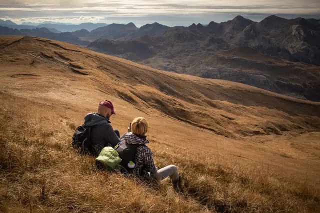 Abseits des Massentourismus: Der Naturpark Komovi bietet ruhige Pfade, ursprüngliche Landschaften und eine reiche Tierwelt. | Foto: dpa