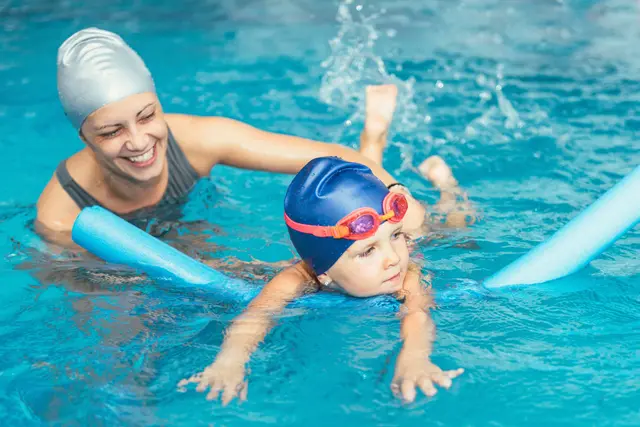 Schwimmfest für Schüler*innen im Kreis Germersheim | Foto: Microgen/stock.adobe.com