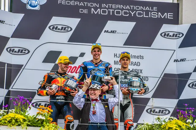 Marcel Schrötter (rechts) auf dem Sachsenring-Podium beim Moto2-Rennen | Foto: Jörg Klöppner
