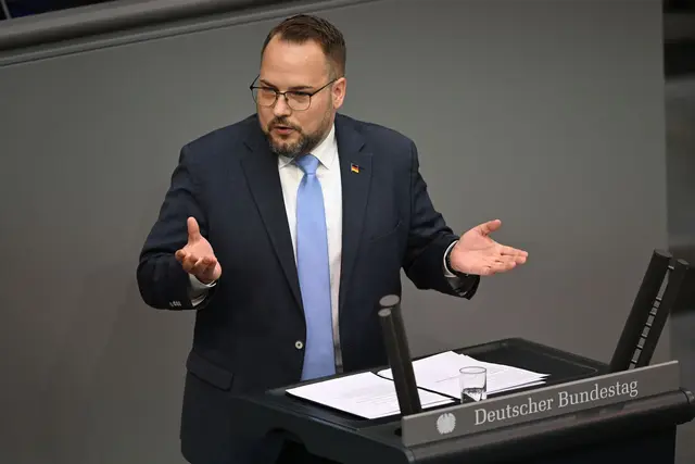 Der Bundestag hat die Immunität des Abgeordneten Lars Haise aufgehoben.(Archivbild) | Foto: Markus Lenhardt/dpa