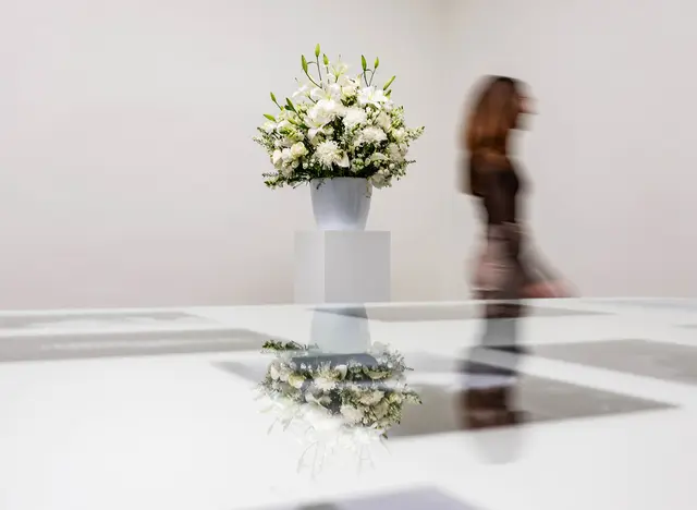Willem de Rooij, Bouquet IX, 2012 | Foto: © Badisches Landesmuseum, Foto: ARTIS – Uli Deck