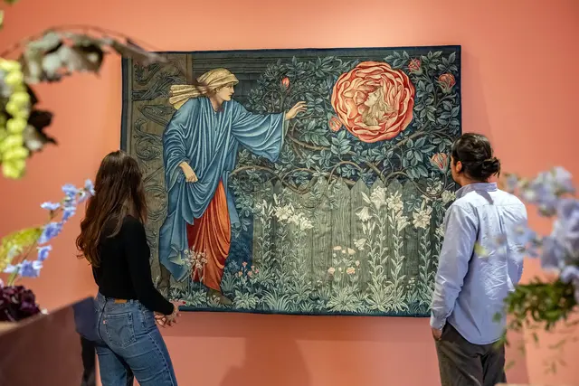 Sir Edward Burne-Jones und William Morris, Wirkteppich Der Pilger im Garten, 1901 | Foto: © Badisches Landesmuseum, Foto: ARTIS – Uli Deck