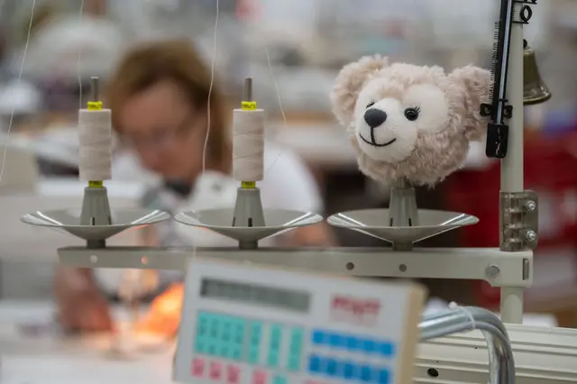 Ravensburger steigt beim Plüschtierhersteller Steiff ein. (Archivbild) | Foto: Marijan Murat/dpa