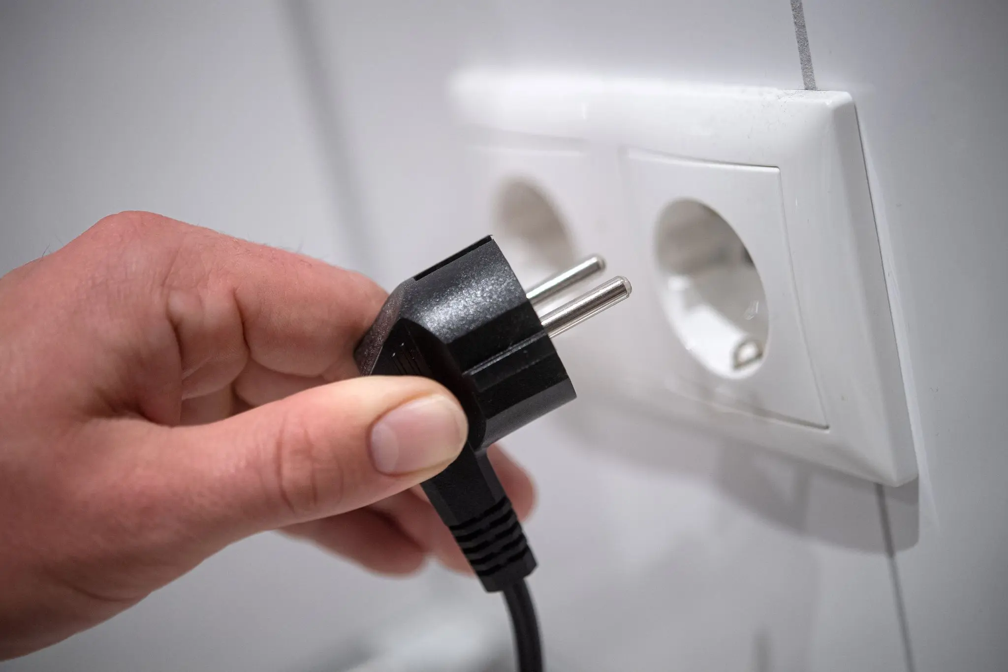 Freiburg-im-Dunkeln-Stromausfall-sorgt-f-r-Ausf-lle-bei-Ampeln-und-Notrufen