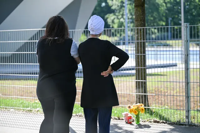 Die Fassungslosigkeit in Schorndorf ist groß. | Foto: Jason Tschepljakow/dpa