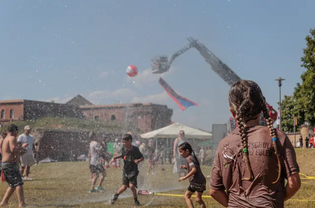 Spiel, Bewegung und jede Menge gute Laune: Das Internationale Kinderfest 2026 lockte zahlreiche Familien in den Stadtpark Fronte Lamotte nach Germersheim. | Foto: Paul Needham