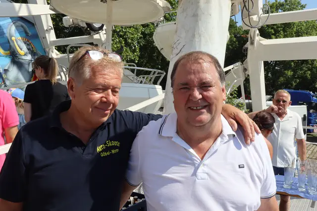 Die beiden Organisatoren: Andreas Göbel, verantwortlicher Veranstalter, Christian Diehl, Marktleiter, verantwortlich für Marketing, Verwaltung und Mitorganisator des Fests | Foto: Julia Glöckner