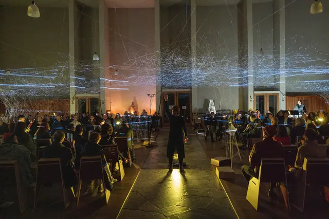 Das Bild zeigt ein Konzert des Ensemble Modern. | Foto: WongeBergmann