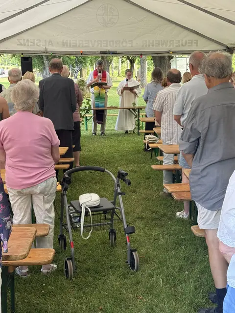 Ökumen. Gottesdienst -gut besucht- mit Pfarrer Andreas Echternkamp und Pastoralreferentin Kerstin Jost, Thema: Dialog zum Psalm 104  | Foto: Arno Mohr 