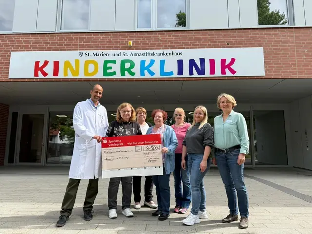 Spendenübergabe | Foto: St. Marien- und St. Annastifskrankenhaus
