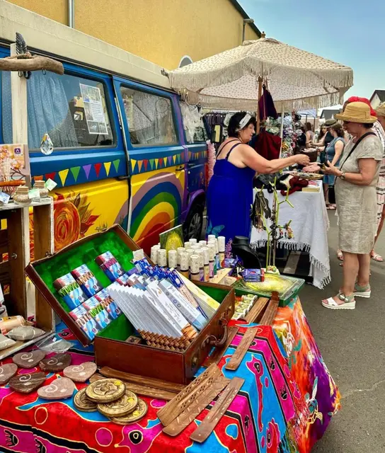 70 Stände und Urlaubsatmosphäre beim Ibiza Hippie Markt | Foto: Tanja Fink