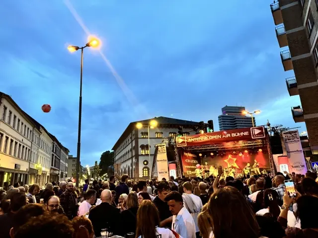 Drei Tage Musik, Kulinarik und Festivalstimmung: Das Altstadtfest lockt Anfang Juli wieder tausende Besucher in die Lautrer Innenstadt | Foto: © Stadt Kaiserslautern